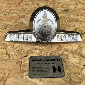 Ford Traktor Fordson Super Major Emblem für Frontmaske Schild Logo Haube CHROM