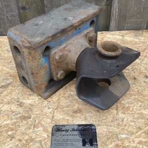 Original Ford Traktor Zugmaul Anhängerkupplung 5000 7000 6600 7000 7600 5610 6610