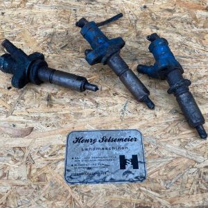 Original Ford Traktor Einspritzdüsen Düsen 2000 3000 4000 3055 4610 3910
