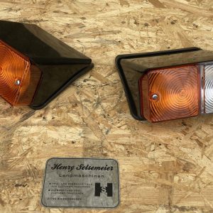 FORD Traktor Blinkpositionsleuchten Lampen Kotflügel 2000 3000 4000 3600 5600 3610 3910 6610 5610 3055