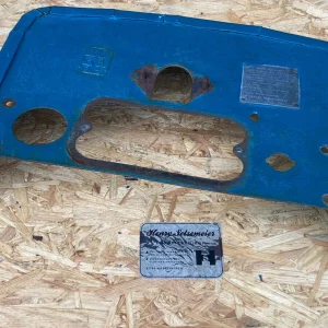 Original Hanomag Traktor R16 R19 Amaturenbrett Blechverkleidung Haube
