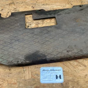 Original Fendt Traktor Dieselross F15 Trittblech Bodenblech links Tritt