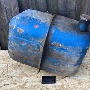 Original Ford 3000 Tank Dieseltank Kraftstofftank Super Dexta 3000