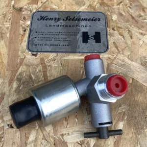 Ford Traktor Kraftstoffhahn Absperrhahn mit Handpumpe Fordson Dexta, Super Dexta