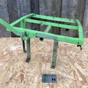 Original Fendt Traktor Farmer 1 FW 237 Tankhalter Unterbau Batteriehalter