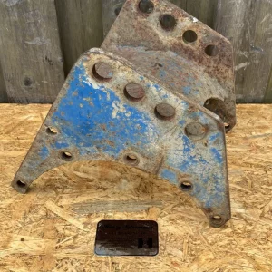 Original Ford Traktor Halter für Zugmaul 2000 3000 2600 3600 Anhängerkupplung
