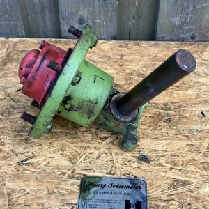 Original Fendt Traktor Farmer 1  FW 237 Radnabe links Achsschenkel